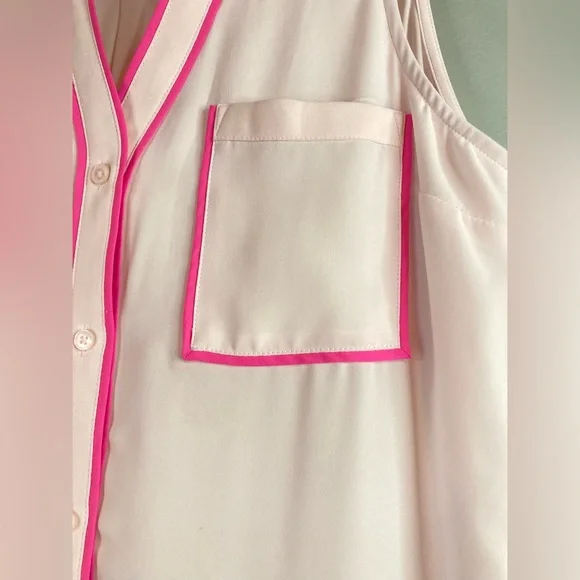 SOLD 🩷NWT Express M Dress
Button down Sleeveless
Sexy Hot Pink Barbiecore - Picture 4 of 9